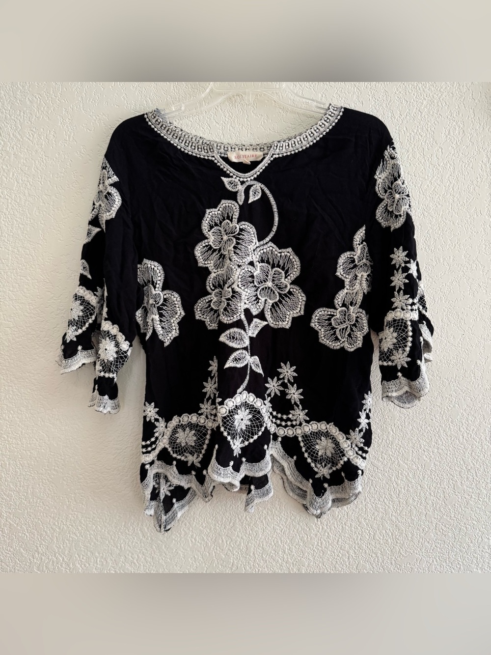 Solitaire Black White Boho Top Floral Embroidered Romantic Whimsy Fairy L